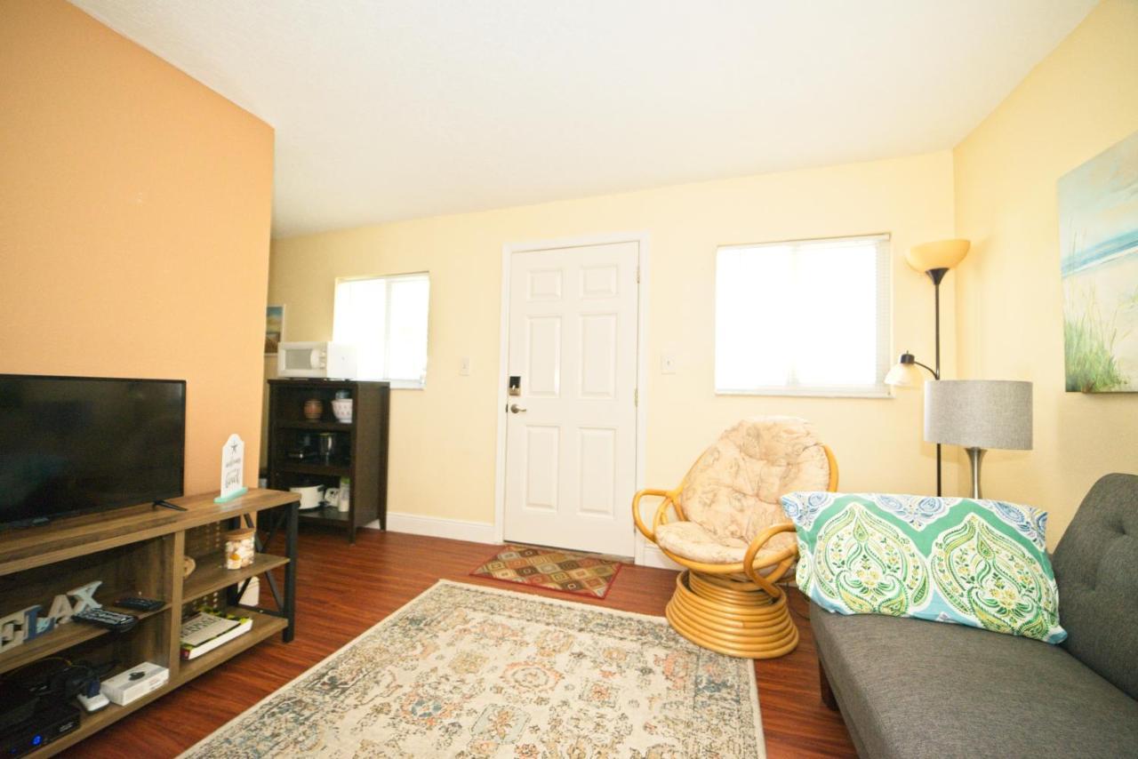 קייפ קנוורל Cozy Canaveral Beach Condo! Next To Nasa Launch Site מראה חיצוני תמונה